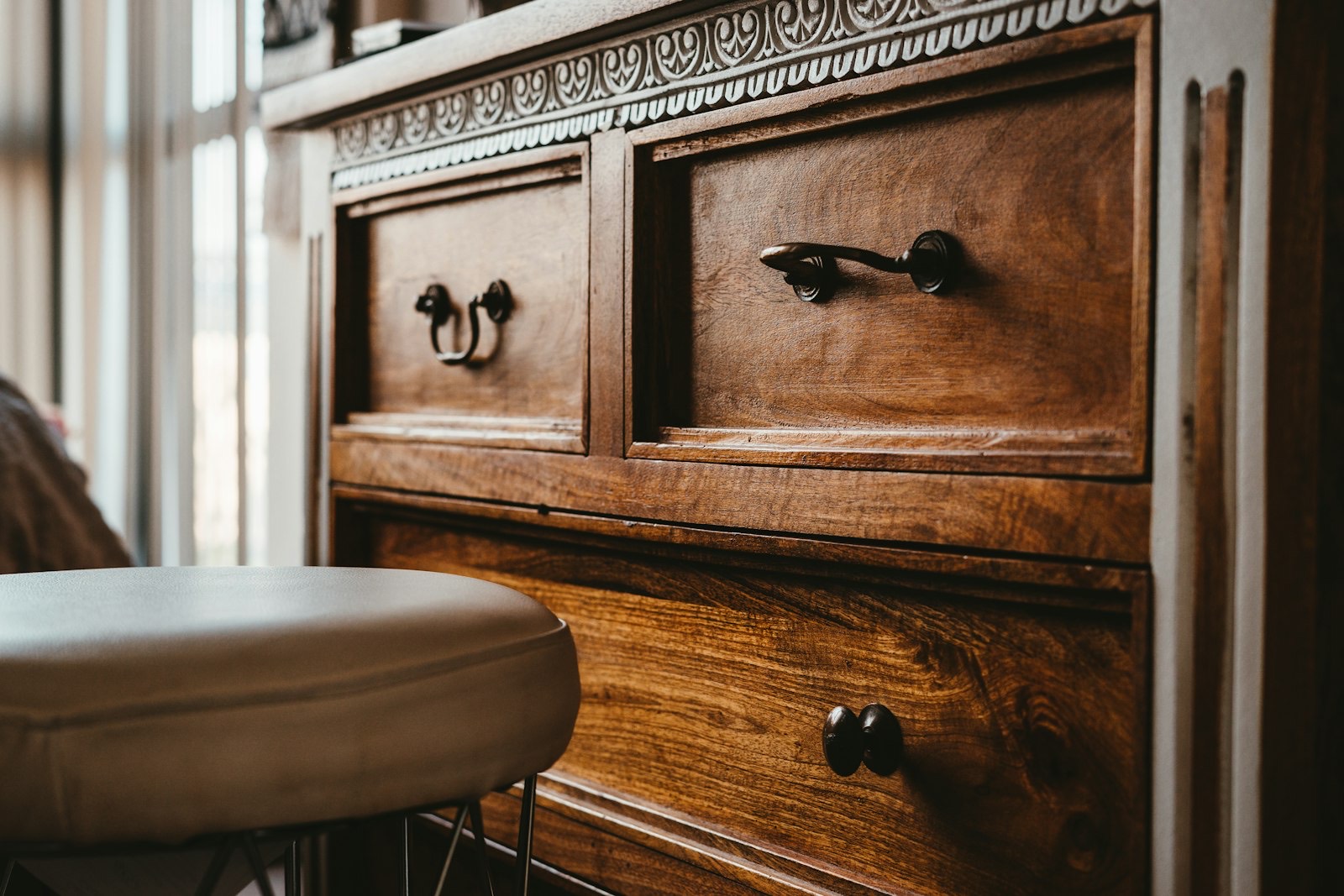 Office furniture displayed in a showroom where drawer sizes can be checked in person